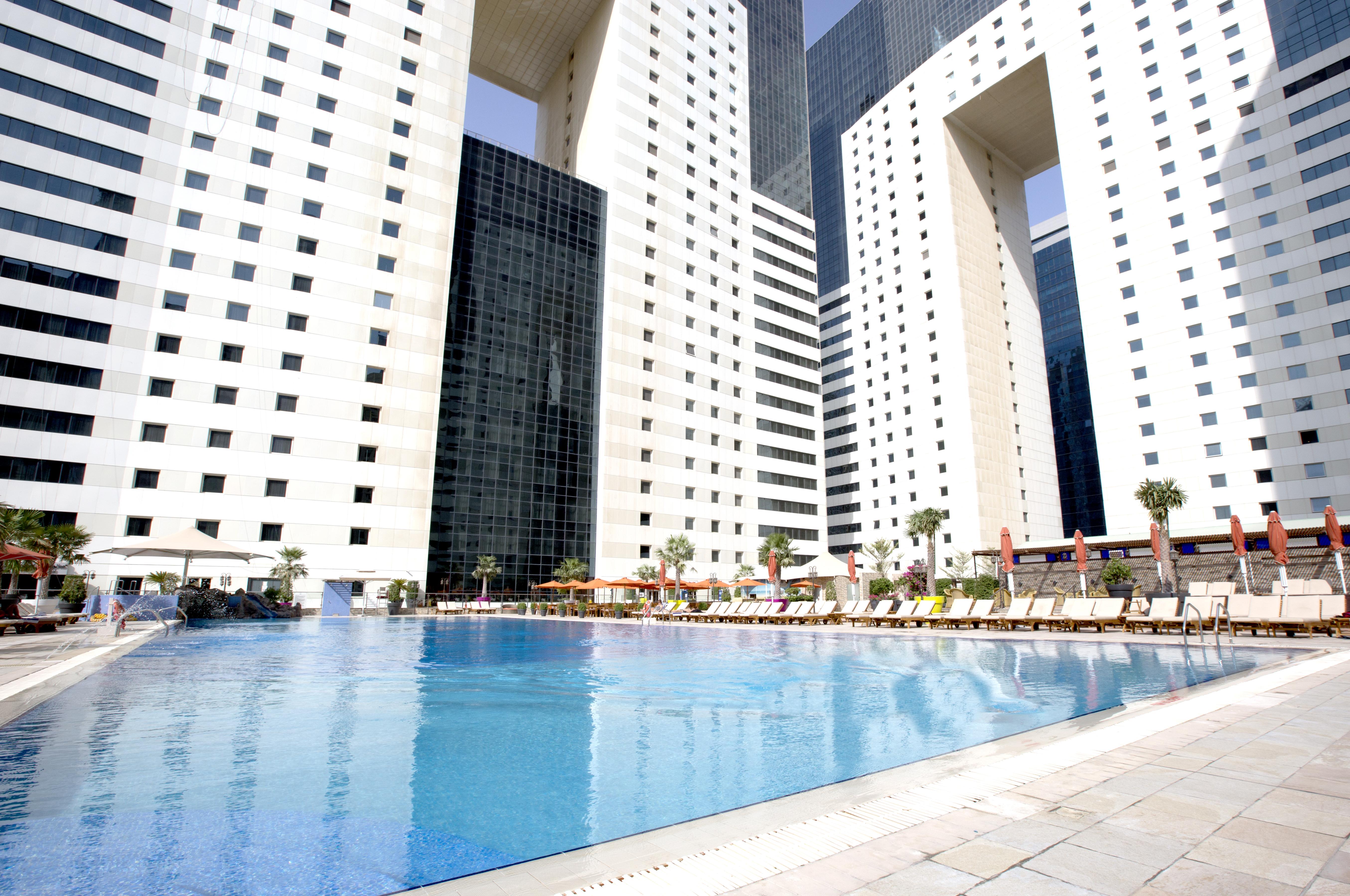 Ezdan Hotel Doha Exterior photo